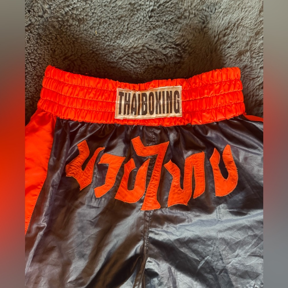 THAI BOXING SHORTS - Picture 2 of 5